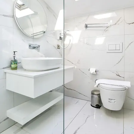 Muhtar Bed & Breakfast Kaş