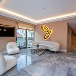 Muhtar 4*
